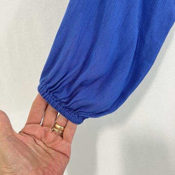 Lovers + Friends Carmella Embroidered Romper Size Small Blue Pockets - Picture 5 of 13